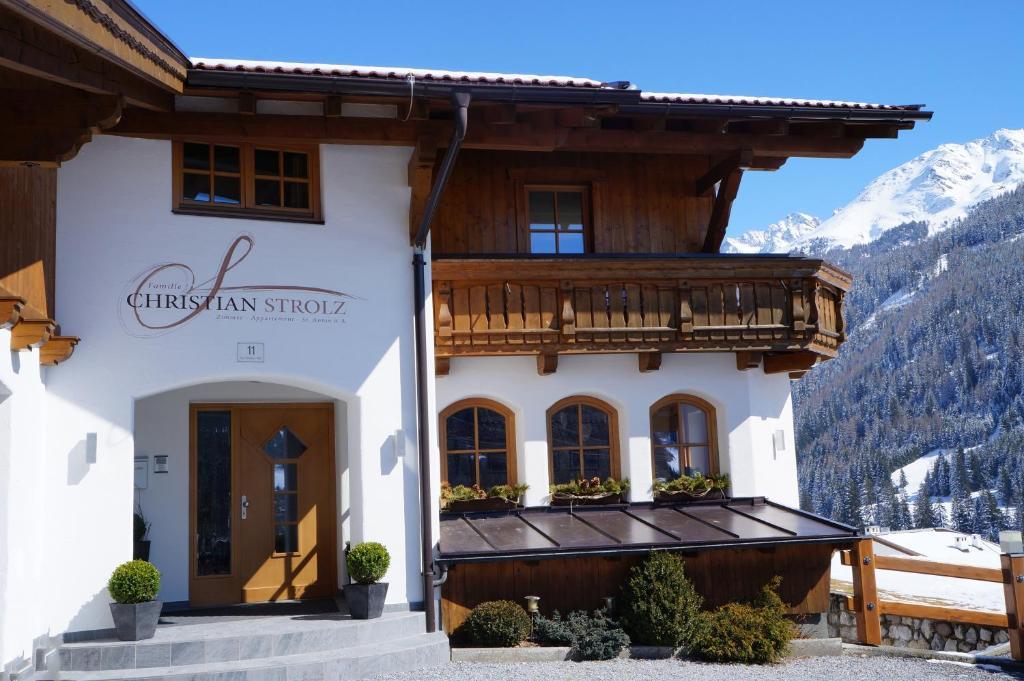 Pension Strolz Sankt Anton am Arlberg Exterior photo